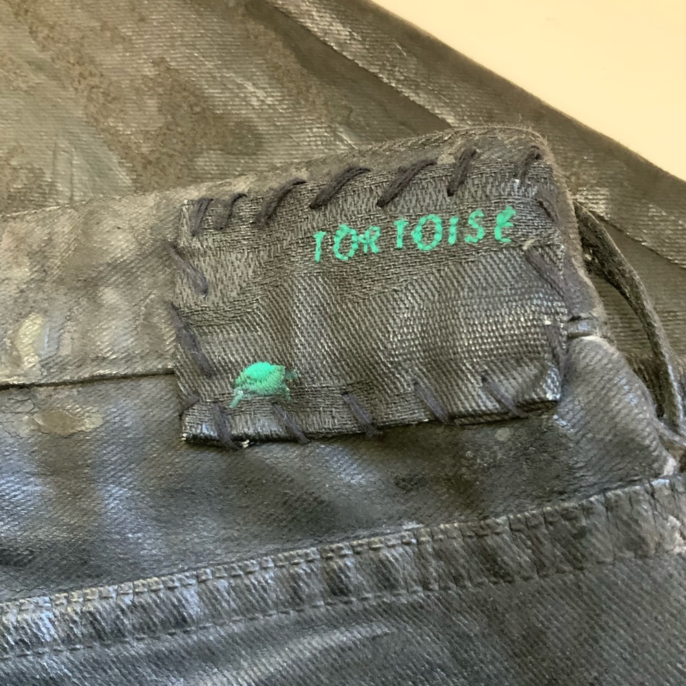 Tortoise Waxed Coated Washed Black Jeans sz 28 - Picture 4 of 7
